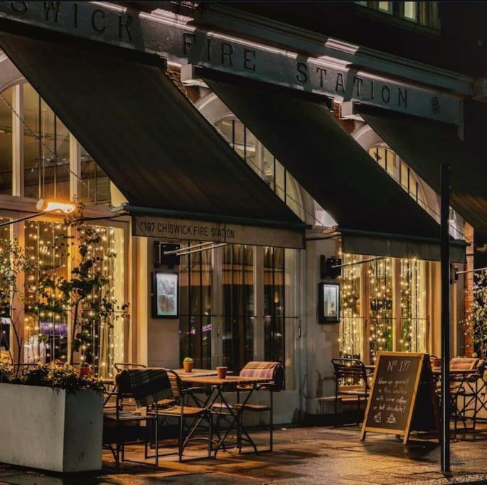 Appartamento The Urban Green! Cosy Luxury In Chiswick Londra