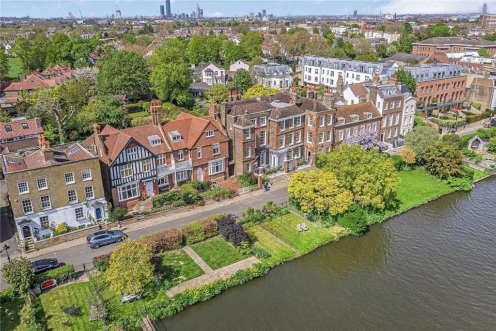 The Urban Green! Cosy Luxury In Chiswick *